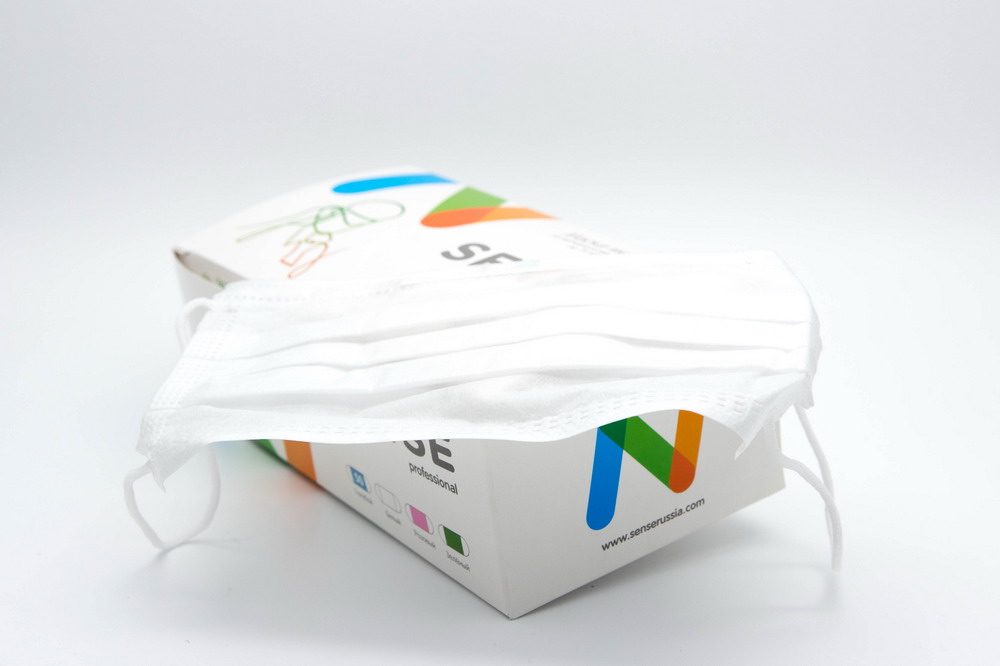 Маска 3-х сл медиц однораз из неткан мат на рез БЕЛАЯ картон уп. N50
